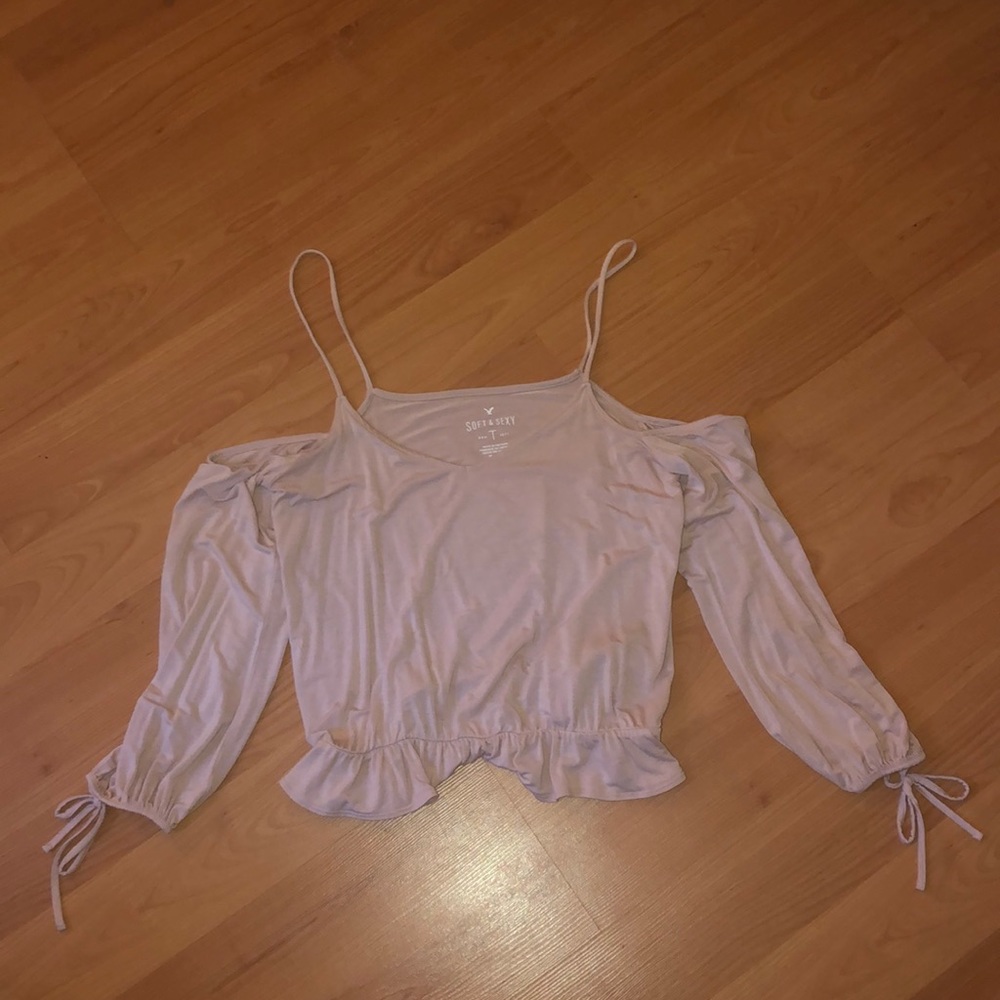 AE Pink Cold Shoulder shirt